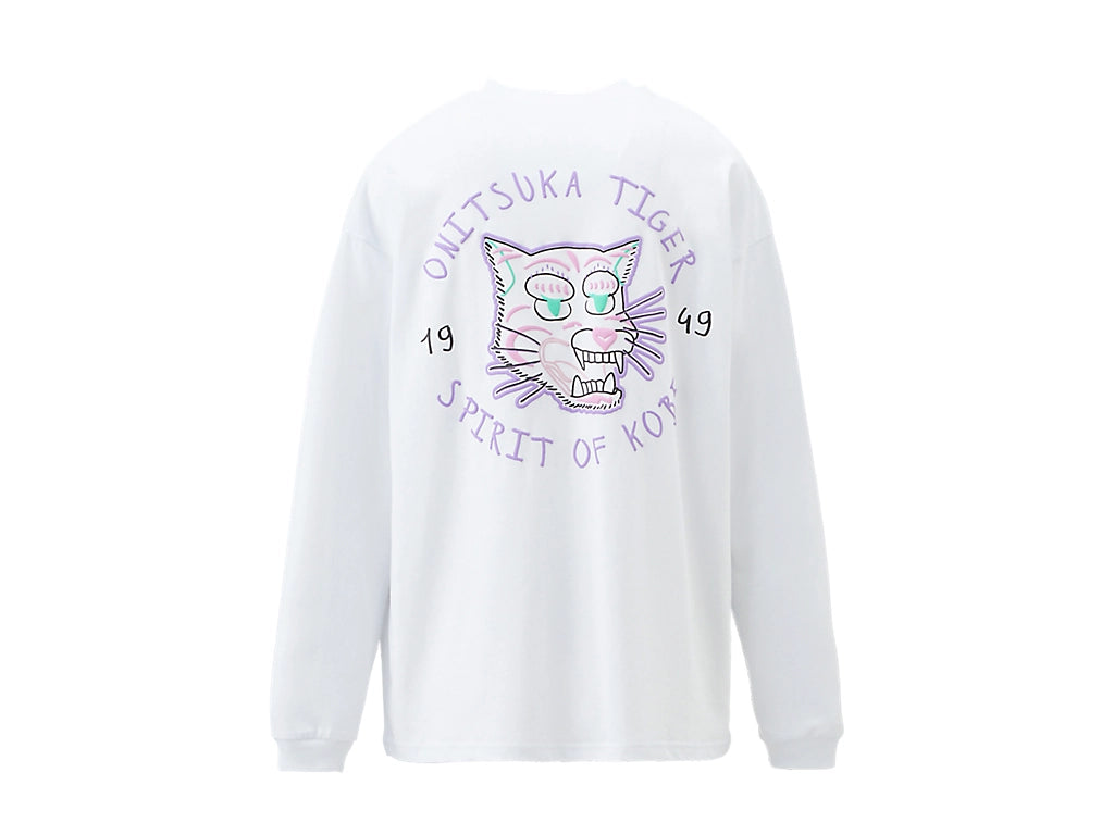 LONG SLEEVED GRAPHIC TEE
