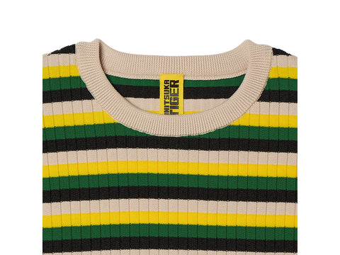 SHORT SLEEVED KNIT TOP